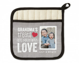 Oven mitten gift for grandma